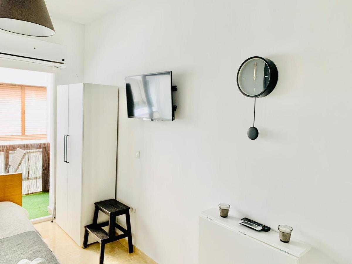 Chicago Luxury Studio Apartment Торемолинос Екстериор снимка